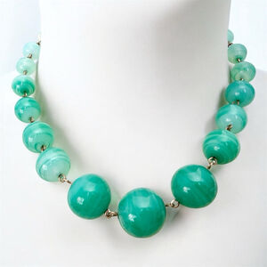 1940s Bohemian Uranium Glass Necklace Graduated Glowing Green Beads Czech Art